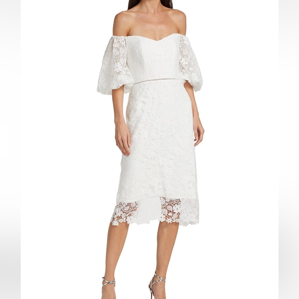 ML Monique Lhuillier
Floral Lace Off-The-Shoulder Midi-Dress
